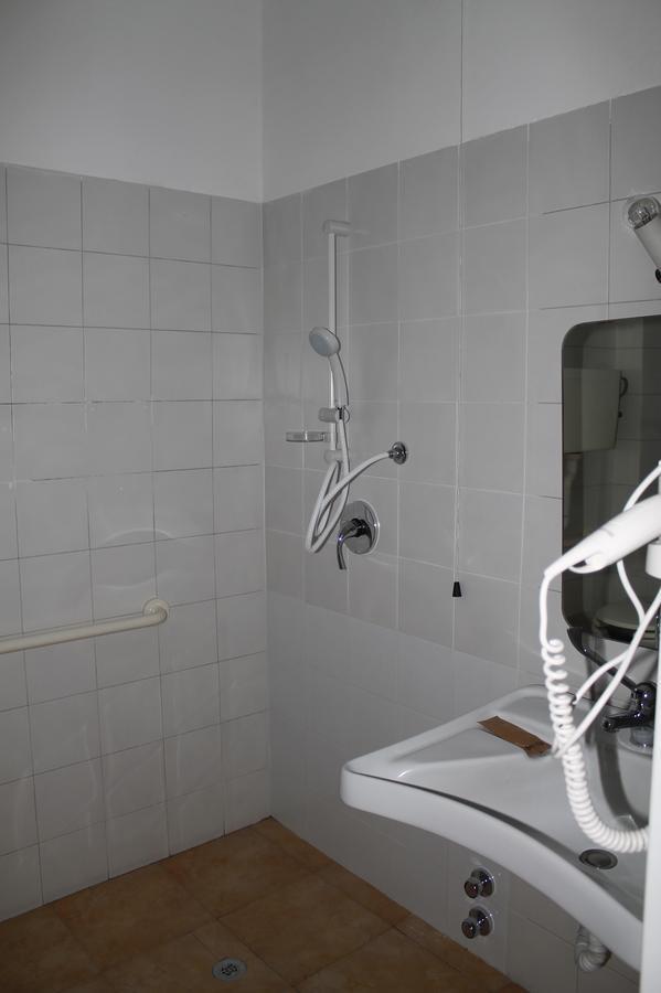 Hotel Luisa Μιλάνο Δωμάτιο φωτογραφία