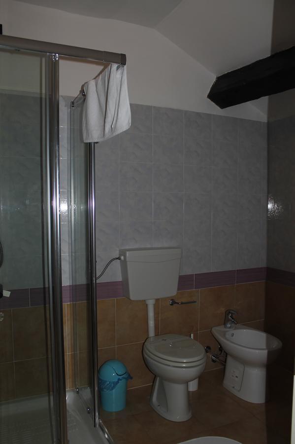 Hotel Luisa Μιλάνο Δωμάτιο φωτογραφία